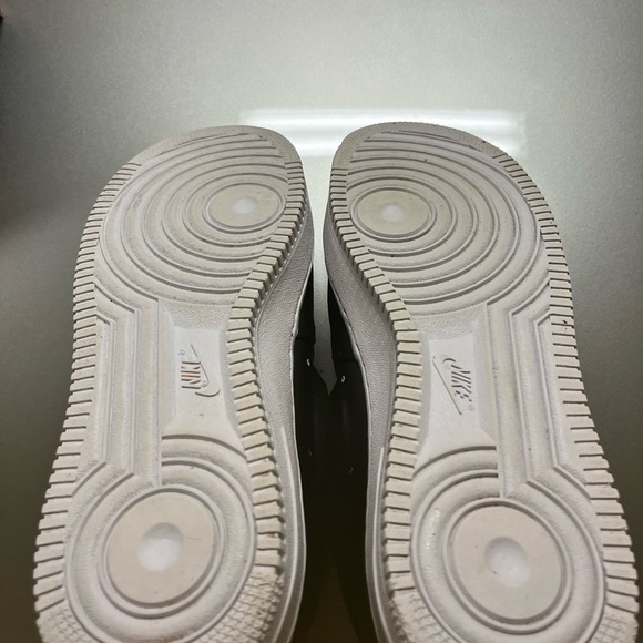 COPY - Air Force 1 - Picture 4 of 5